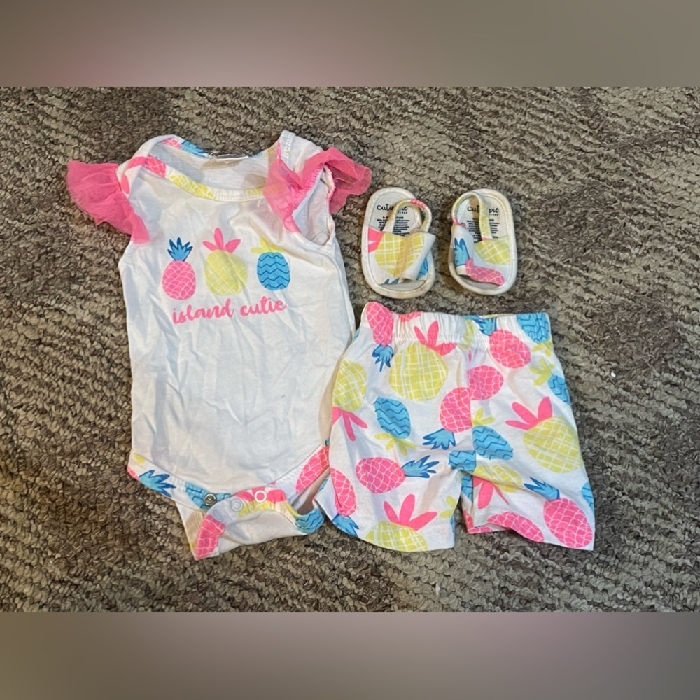 🌼4/$25🌼 Cutie Pie Island Cutie Complete Set